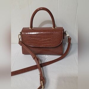 Like Dreams Faux Leather Brown Crossbody Purse In Croc Pattern